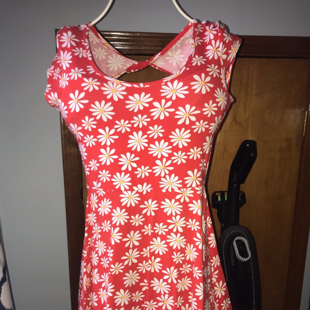 Daisy Patter Casual Dress